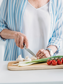 100年檜が彩る、上質な料理時間